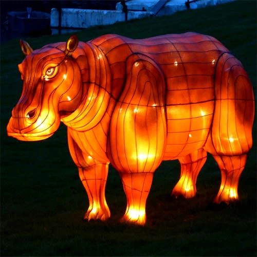 Όμορφο κινεζικό ηλεκτρικό φανάρια υφάσματος ζώων